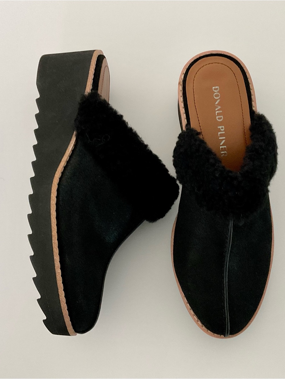 DONALD PLINER Ulli Clog Platform Black Suede /Shearling Cuff Size 8 NEW